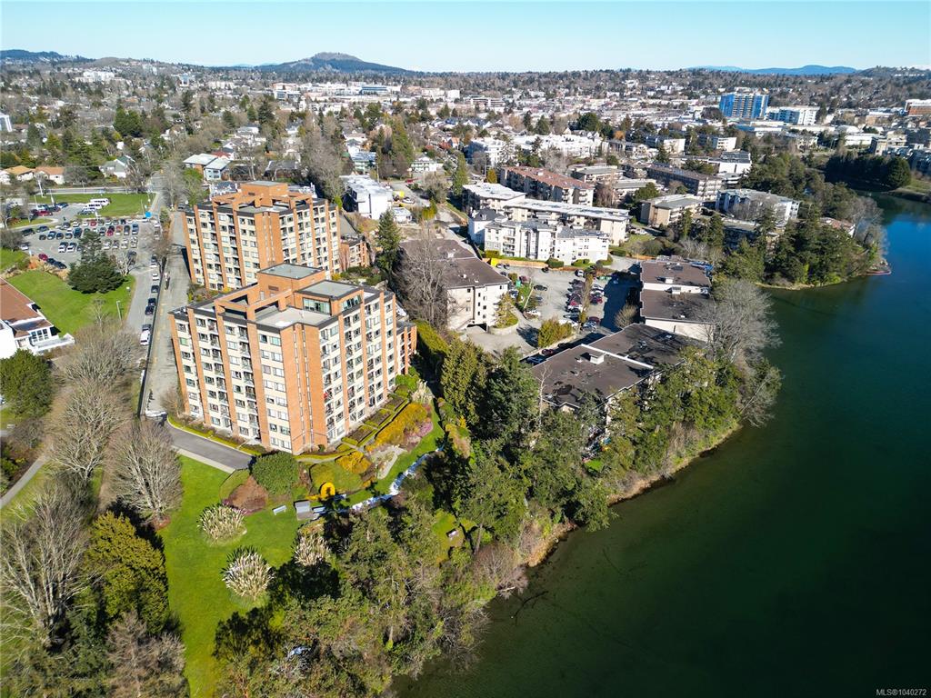 Third View of 103 Gorge Rd E, Victoria, BC, V9A 6Z2