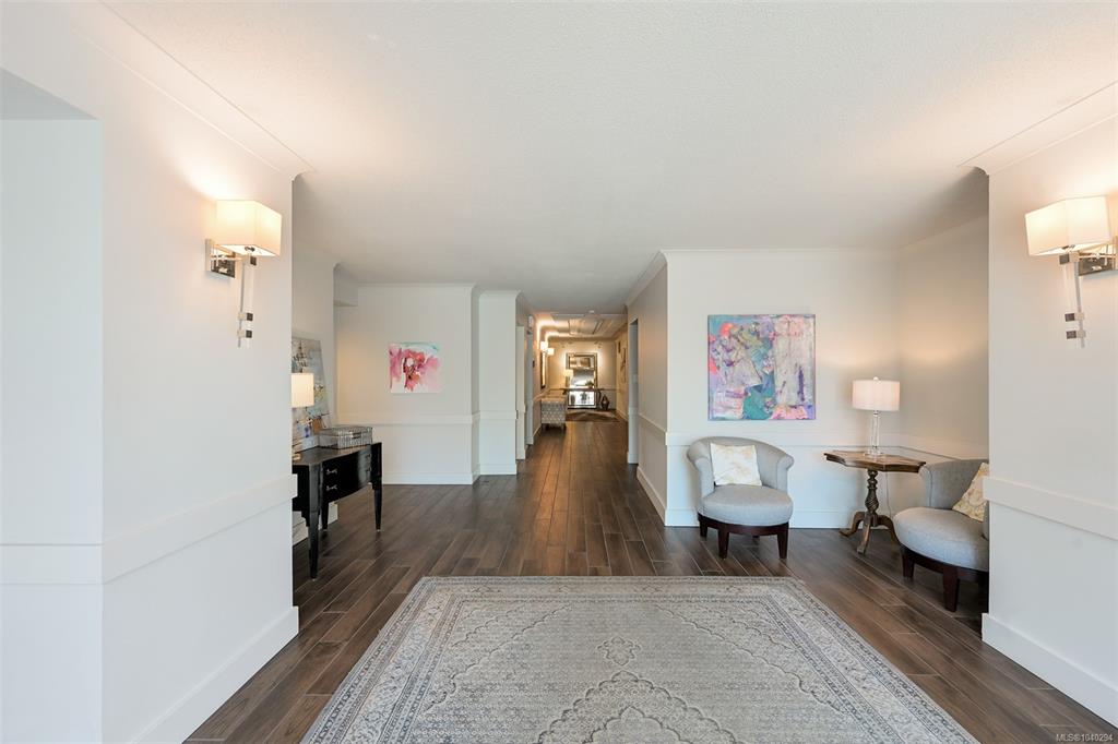 Fifth View of 630 Montreal St, Victoria, BC, V8V 4Y2