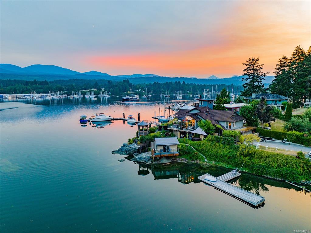4744 Brenton Page Rd, 1040297, BC,