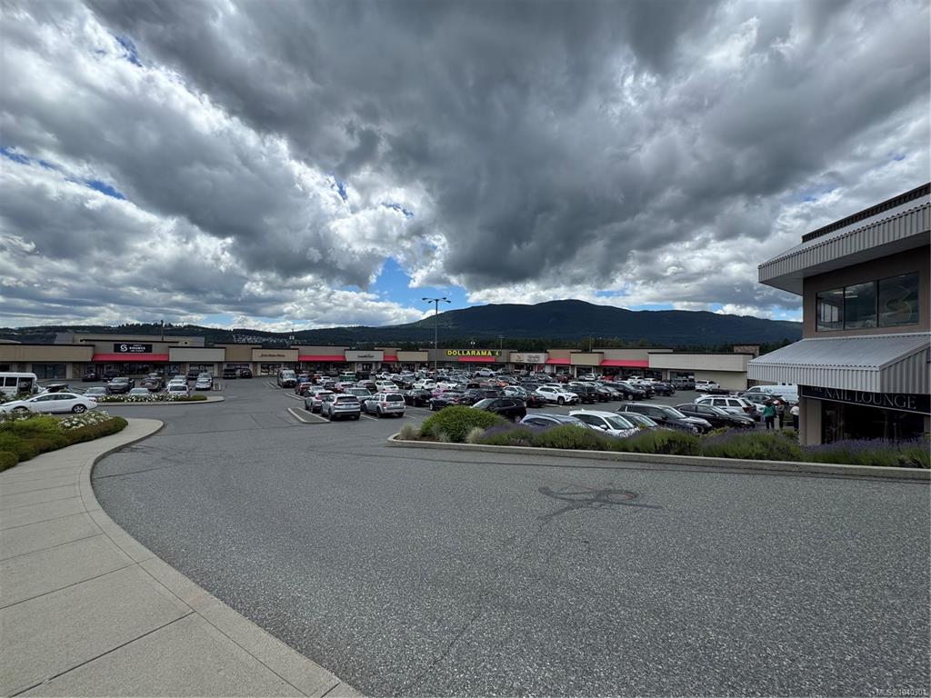 Fourth View of 1925 Bowen Rd, Nanaimo, BC, V9S 1H1