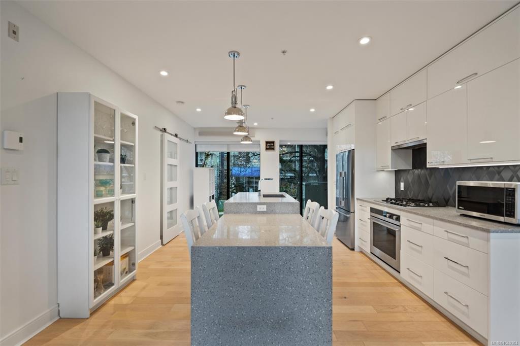 Fifth View of 1105 Pandora Ave, The Wade, Victoria, BC, V8V 3P9