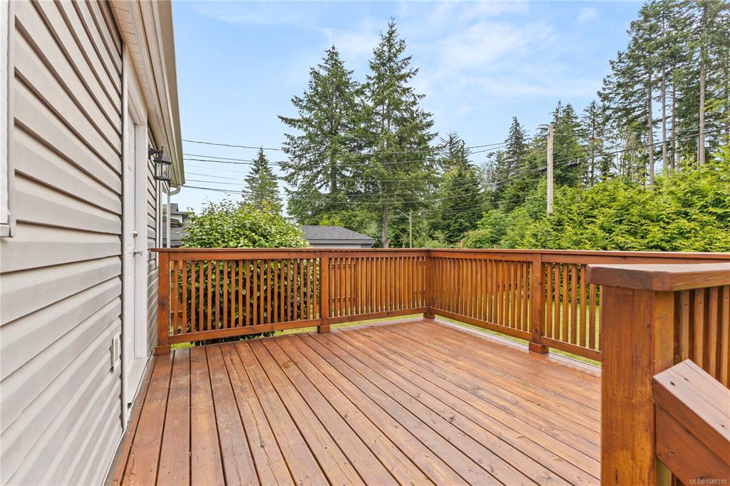 Fifth View of 1870 Mcdonald Rd, Campbell River, BC, V9W 5K1