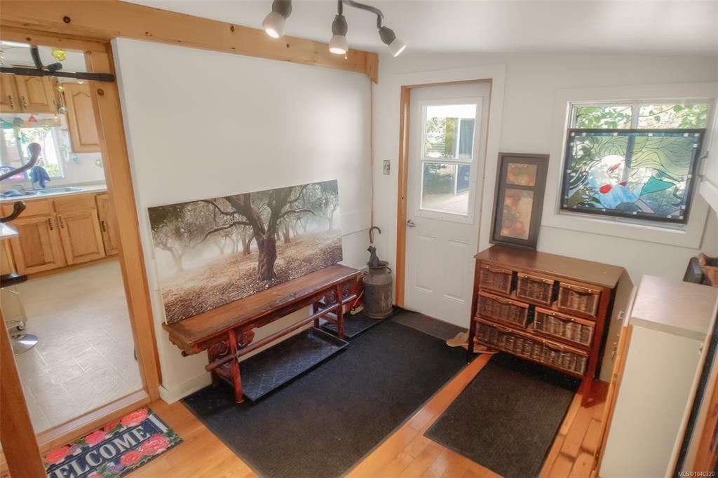 Fourth View of 911 Campbell St, Tofino, BC, V0R 2Z0