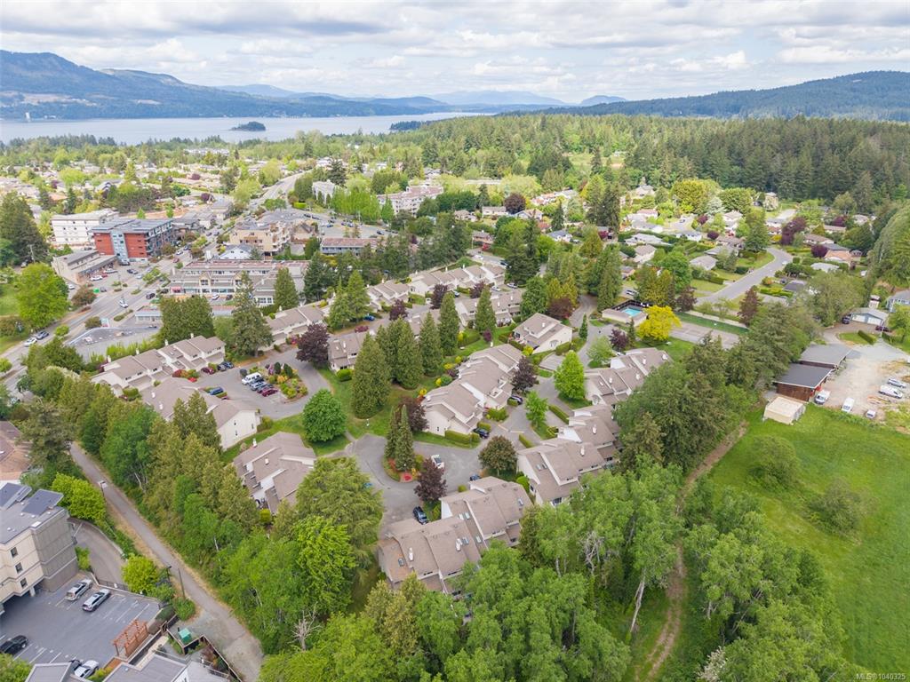 Third View of 1287 Verdier Ave, Central Saanich, BC, V8M 1H1