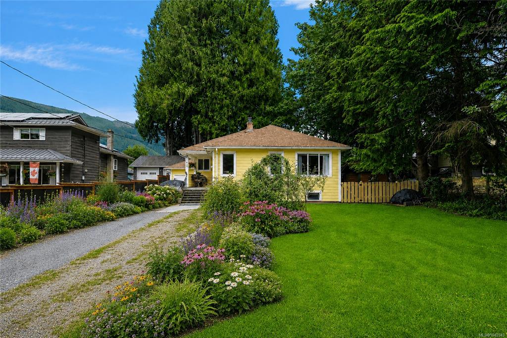 15 King George St S, 1040343, BC,