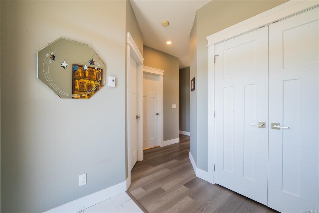 Third View of 478 Machleary St, Nanaimo, BC, V9R 2H2