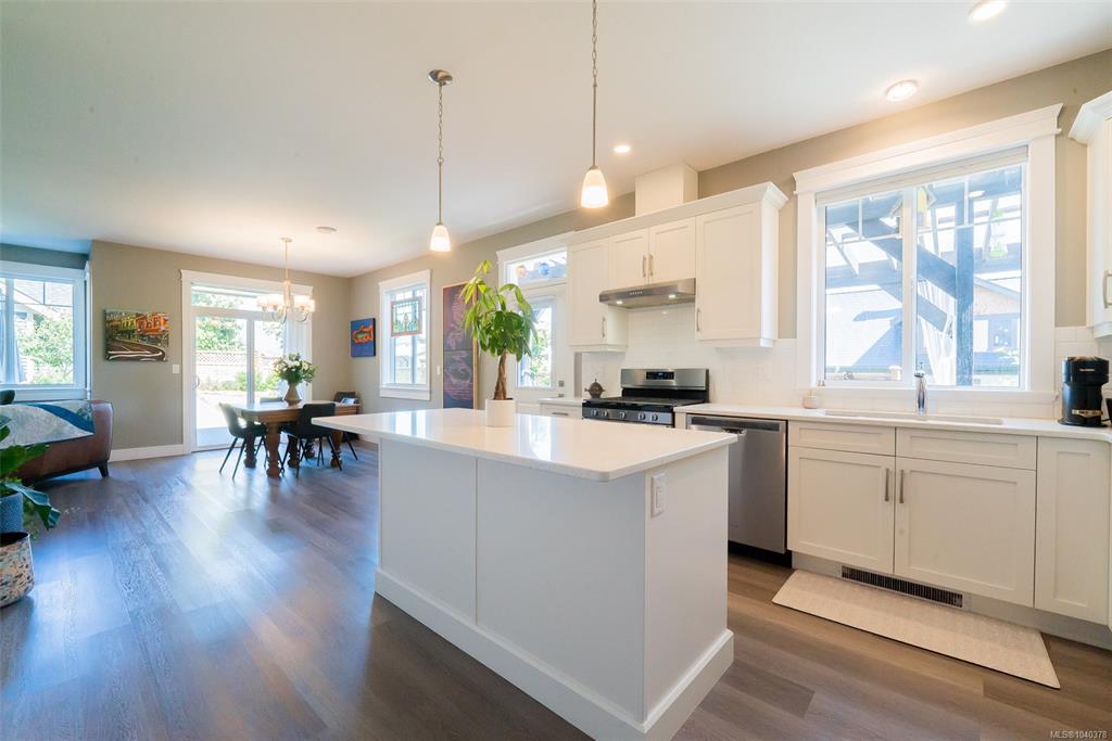 Fifth View of 478 Machleary St, Nanaimo, BC, V9R 2H2