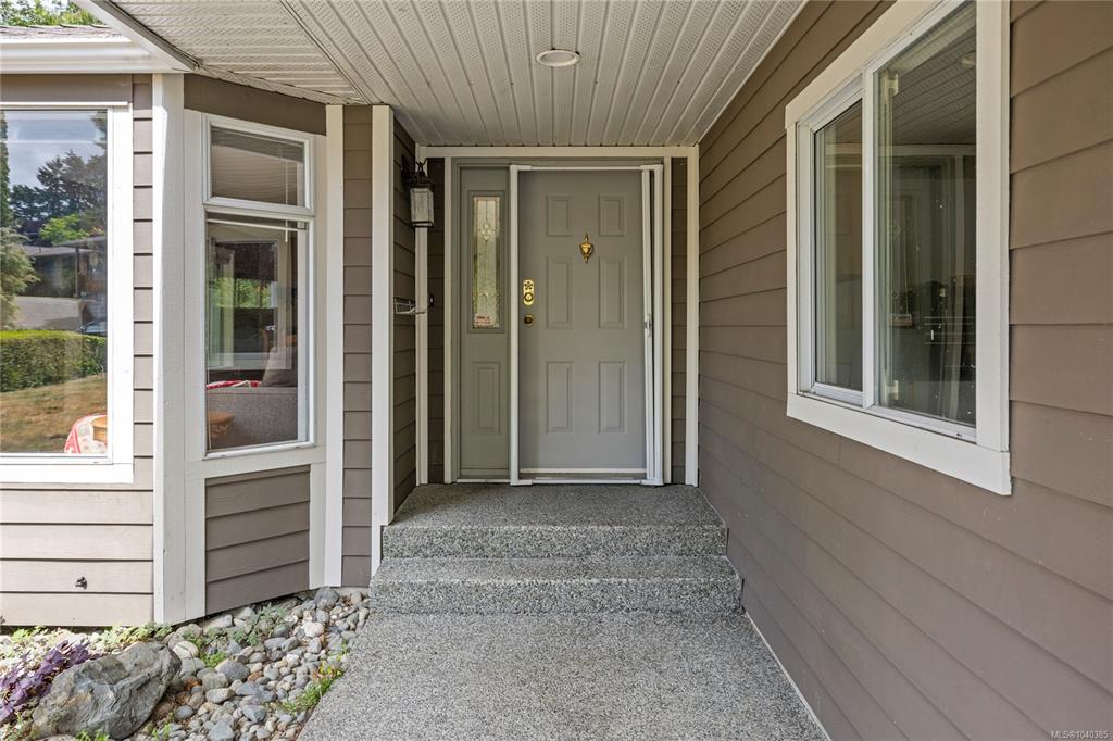 Third View of 254 Emery Way, Nanaimo, BC, V9R 5Z8