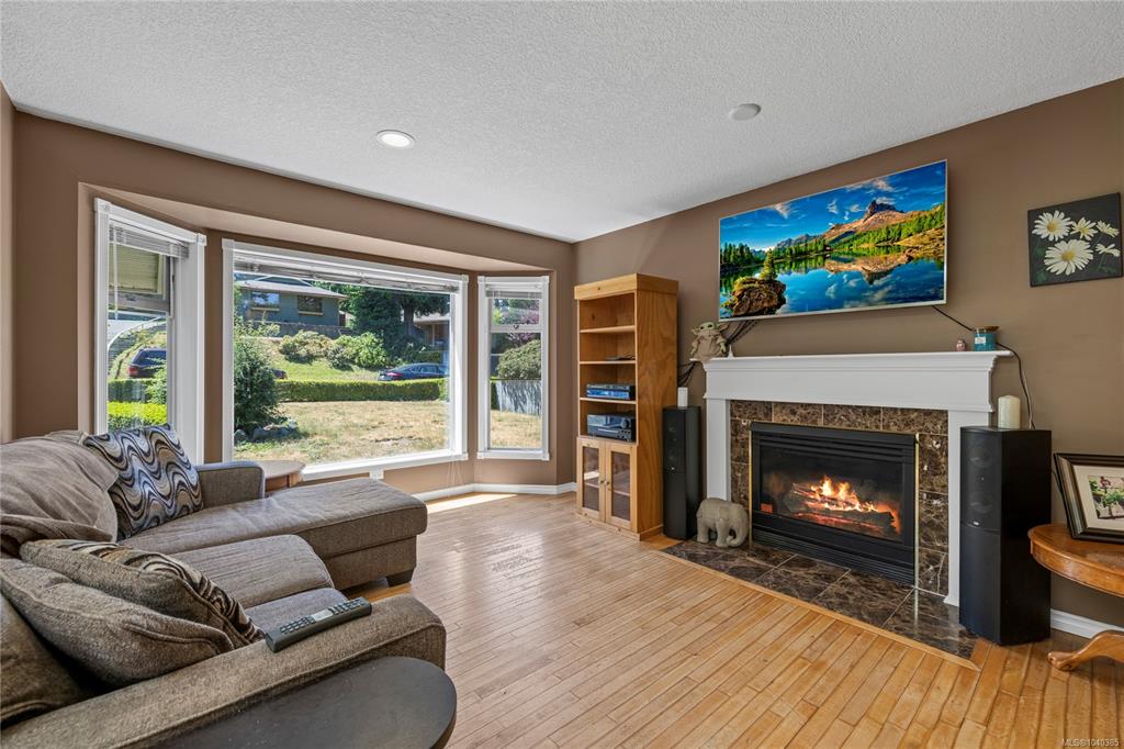 Fourth View of 254 Emery Way, Nanaimo, BC, V9R 5Z8