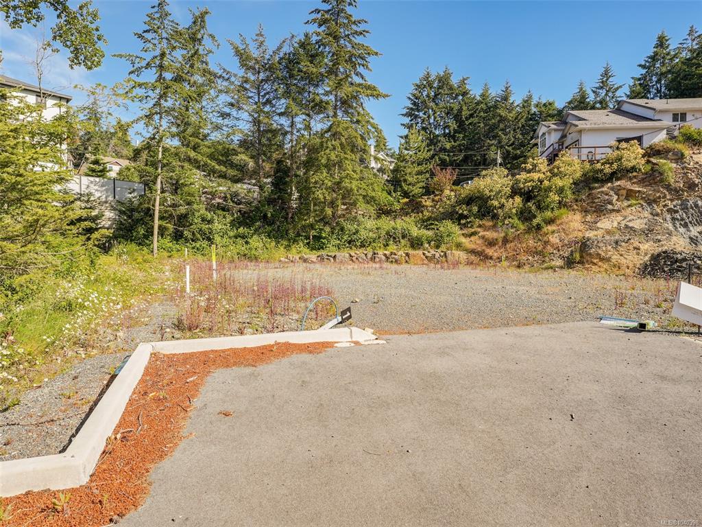MLS® listing #31568458 for sale located at 2175 Yucca Pl