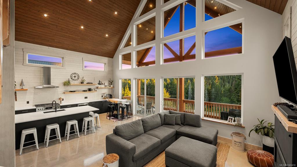 455 Arrowsmith Ridge, 1040410, BC,
