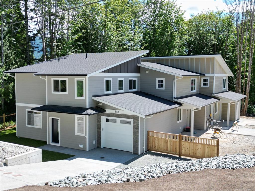Third View of 112 Elk Rd, Lake Cowichan, BC, V0R 2G0