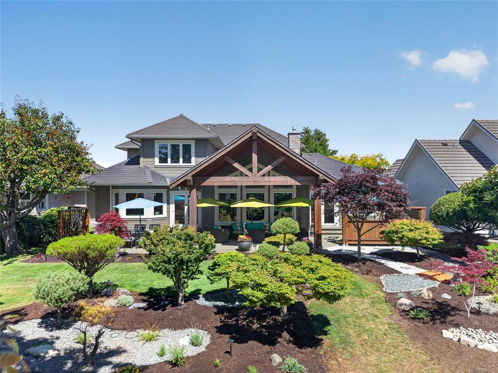 Third View of 3018 Kensington Cres, Courtenay, BC, V9N 8Z8