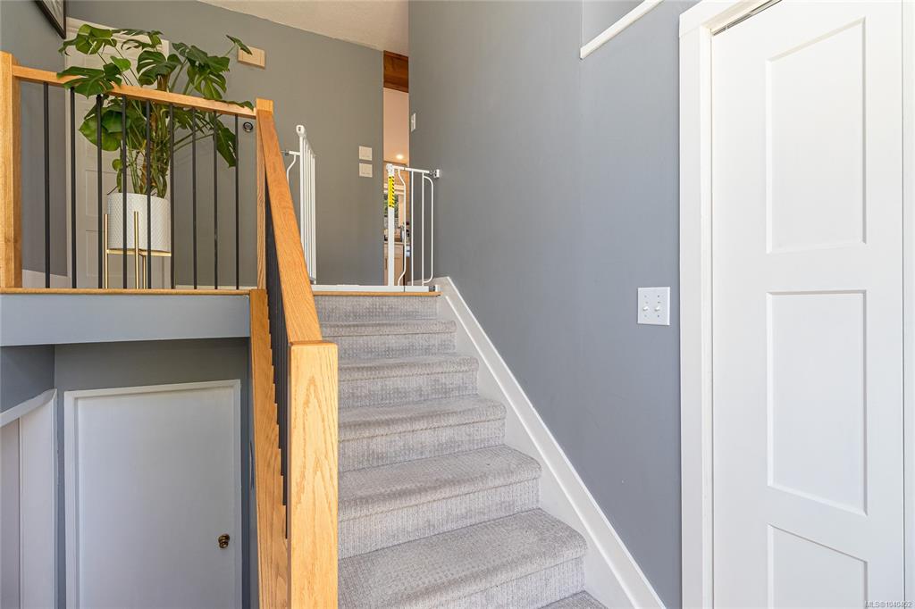 Fourth View of 4067 Cedar Hill Cross Rd, Saanich, BC, V8X 2J2
