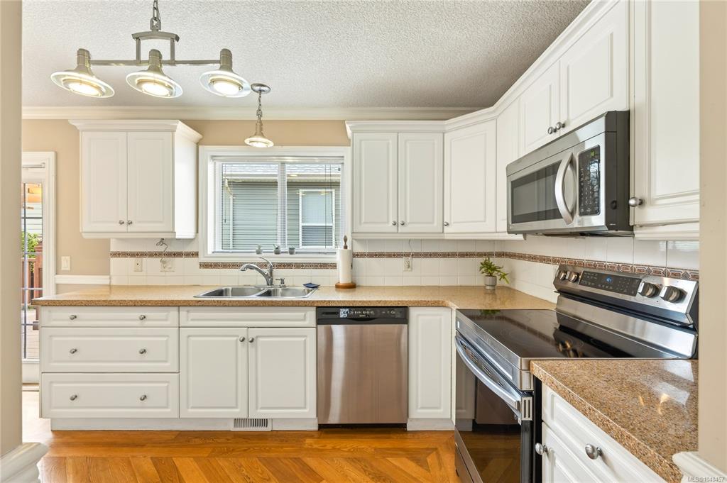 Fourth View of 3983 Valewood Dr, Nanaimo, BC, V9T 6B9
