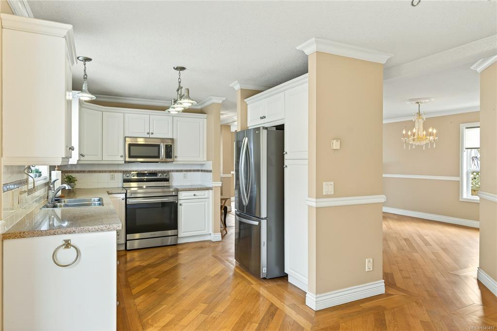 Fifth View of 3983 Valewood Dr, Nanaimo, BC, V9T 6B9