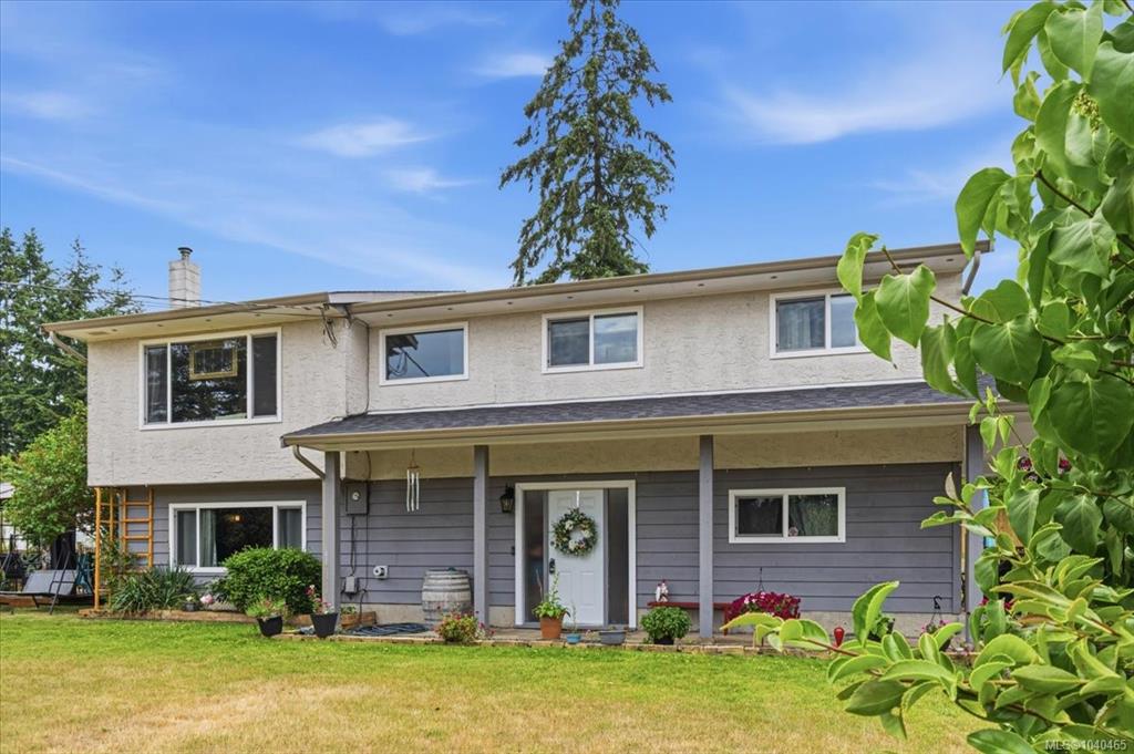 Second View of 2671 Beaver Creek Cres, Nanaimo, BC, V9T 3K3
