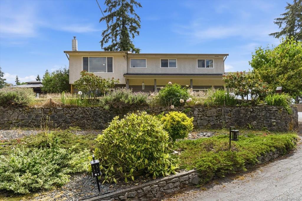 Third View of 2671 Beaver Creek Cres, Nanaimo, BC, V9T 3K3