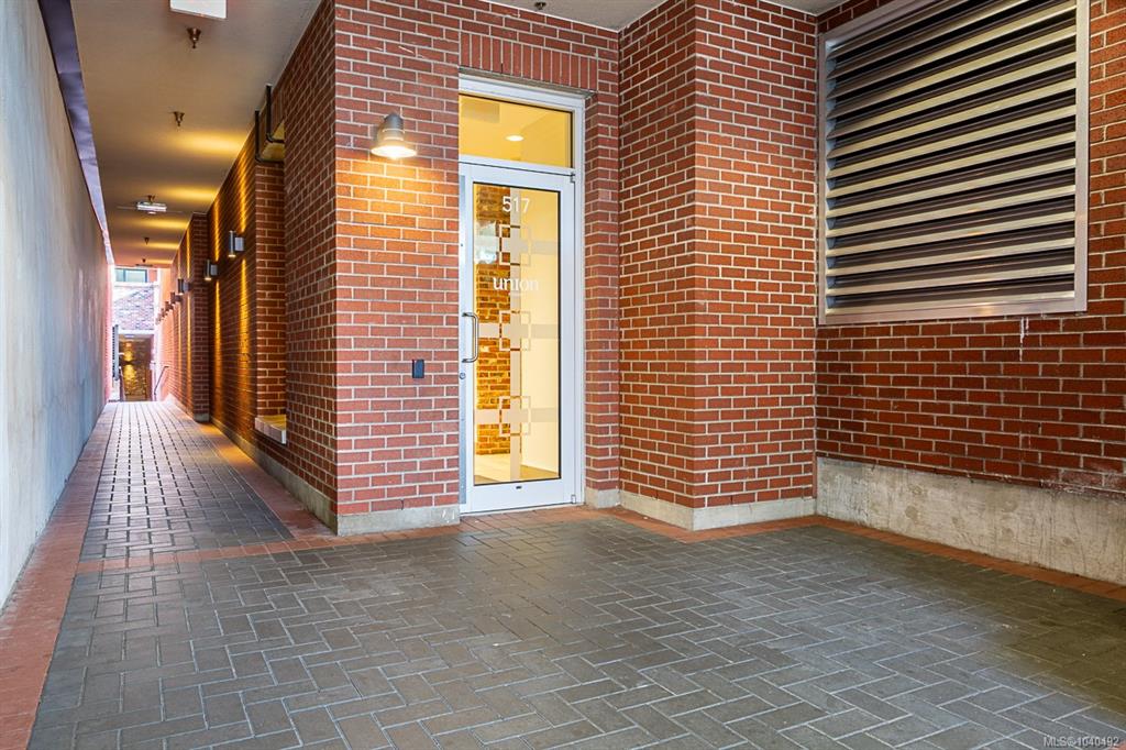 Fifth View of 517 Fisgard St, Victoria, BC, V8W 0C5