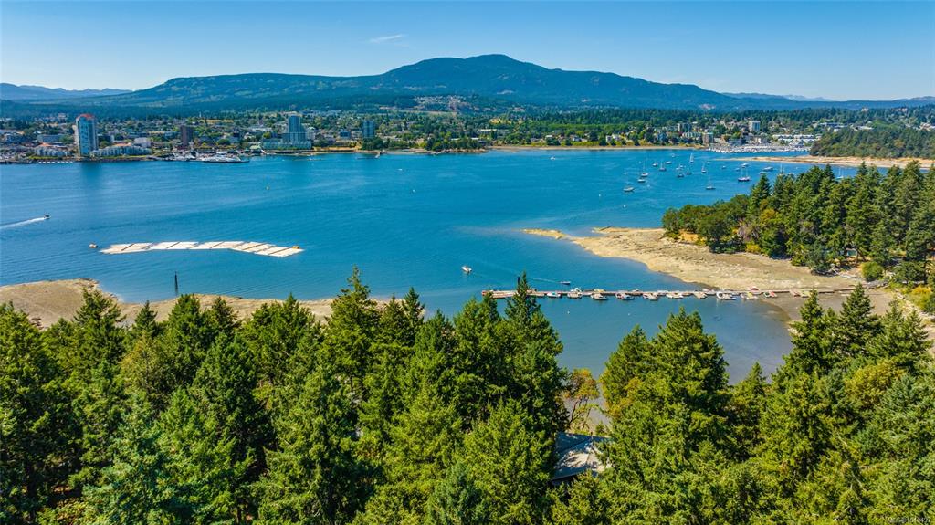 Fourth View of 8 Pirate Pl, Protection Island, BC, V9R 6R1