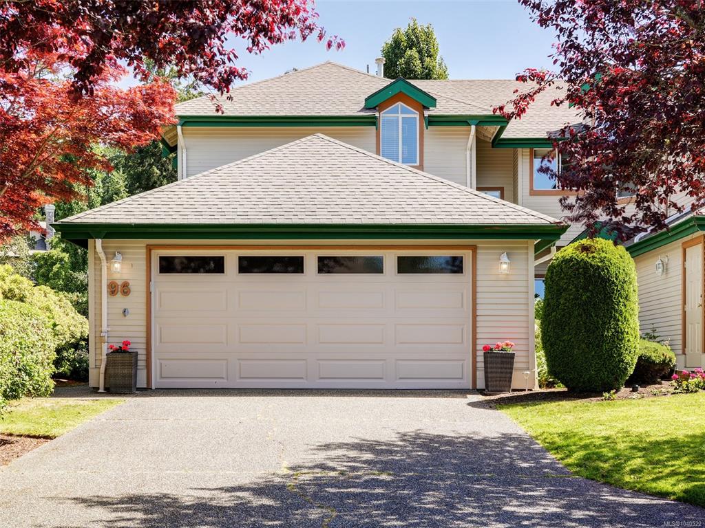 Second View of 530 Marsett Pl, Saanich, BC, V8Z 7J2