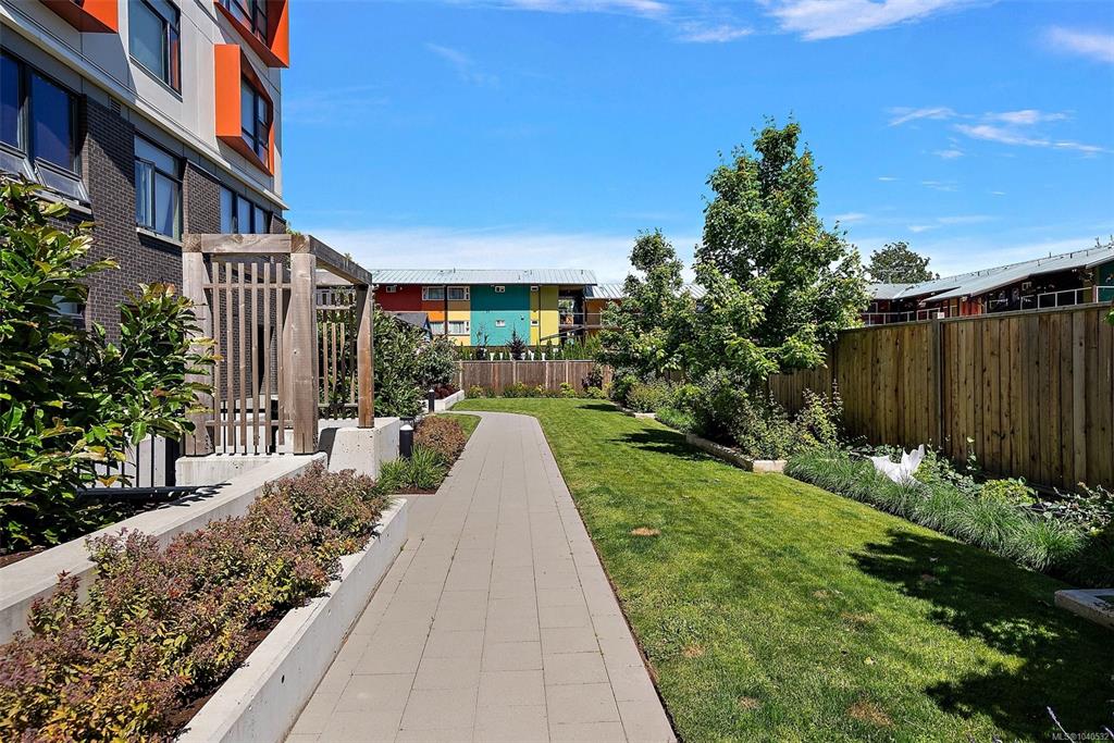 Fifth View of 629 Speed Ave, TRESAH, Victoria, BC, V8Z 1A5