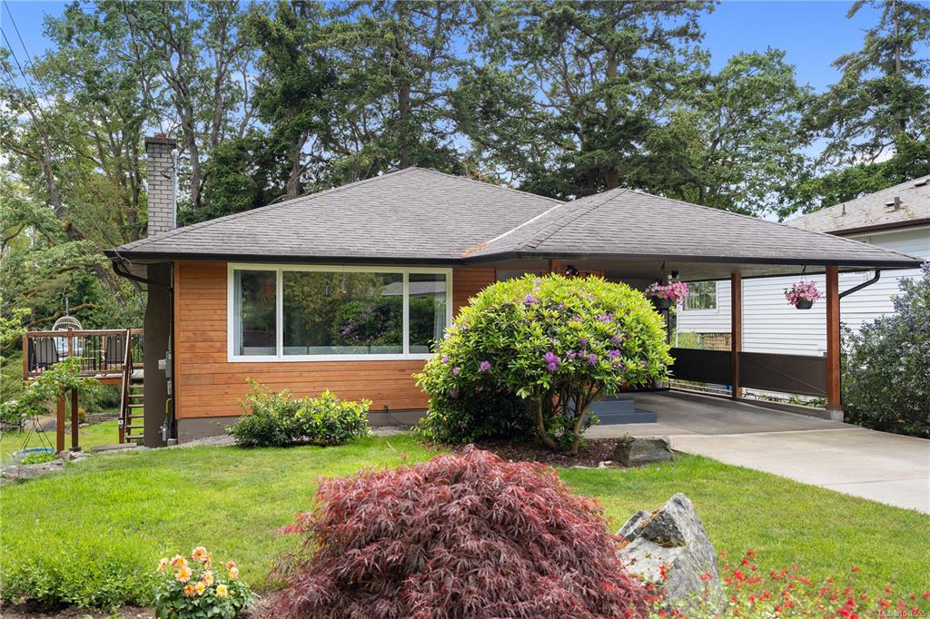 Fifth View of 1299 Camrose Cres, Saanich, BC, V8P 1N6
