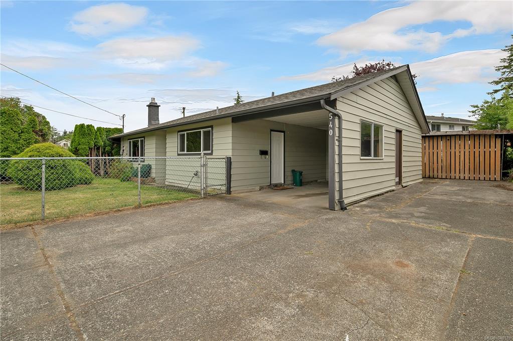 Third View of 540 Holm Rd, Campbell River, BC, V9W 1W4