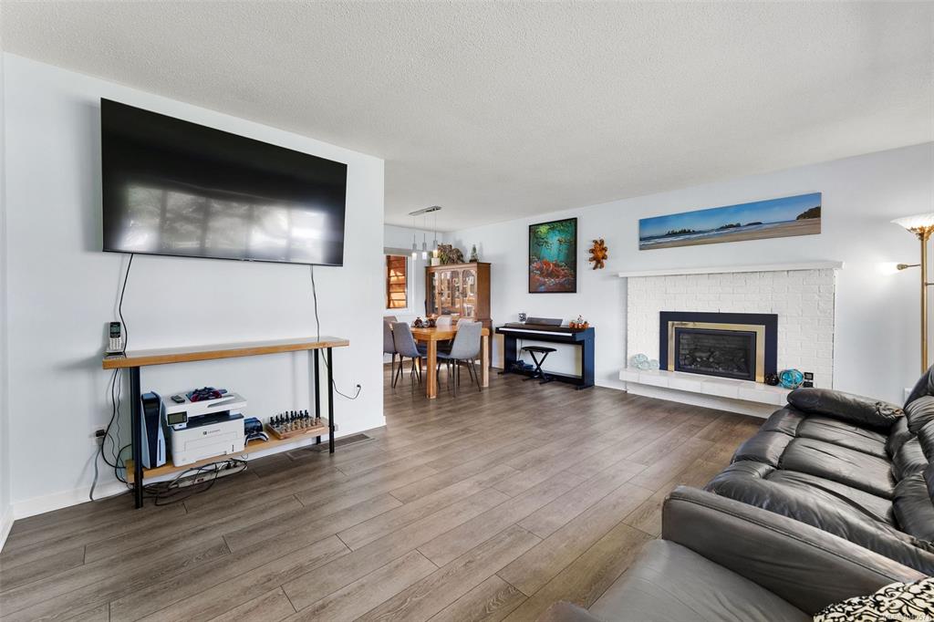 Fifth View of 1931 Cinnabar Dr, Nanaimo, BC, V9X 1C3