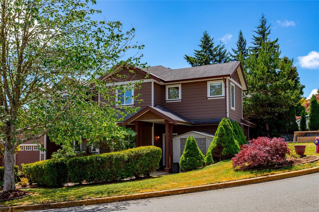 Fifth View of 32 Stoneridge Dr, View Royal, BC, V9B 6M4