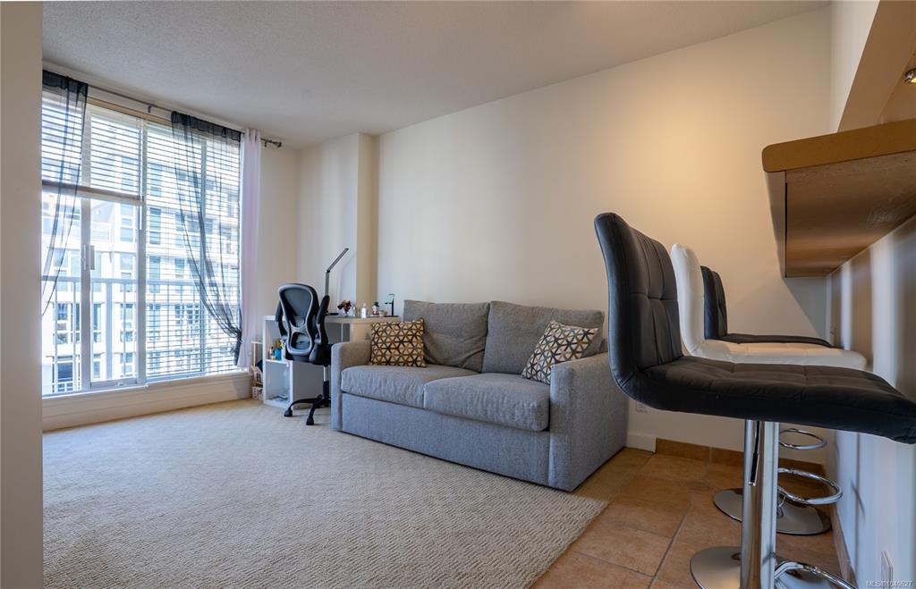 Fourth View of 835 View St, Victoria, BC, V8W 3W8