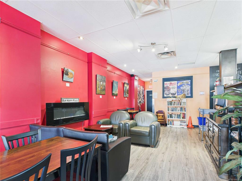 Third View of 2417 Beacon Ave, Sidney, BC, V8L 1X5