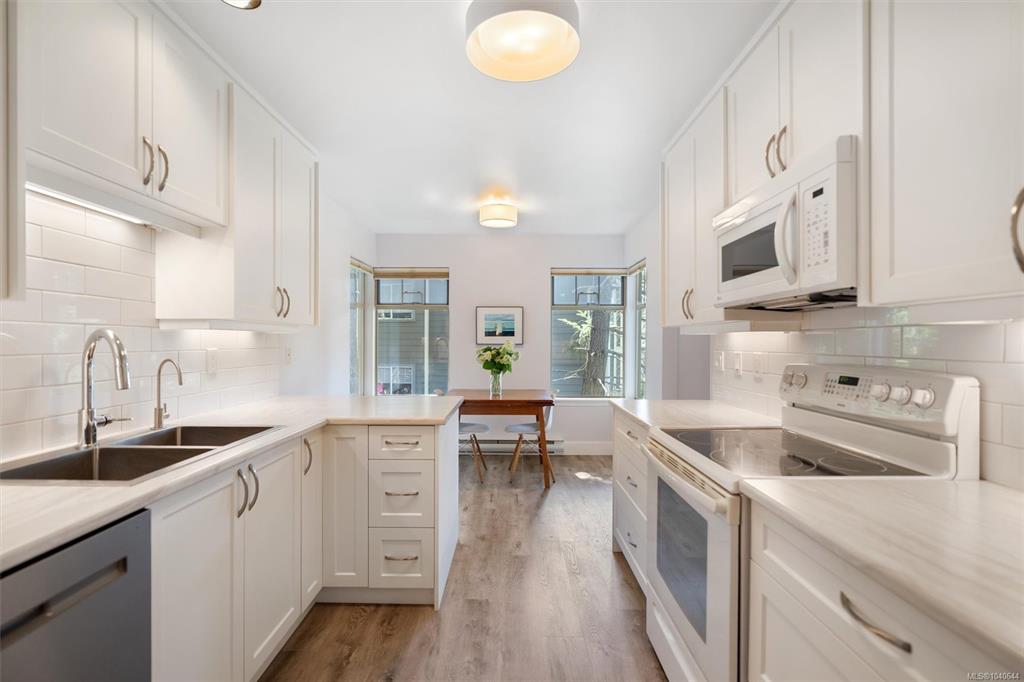 Fourth View of 850 Parklands Dr, Parklane Mews, Esquimalt, BC, V9A 7L9
