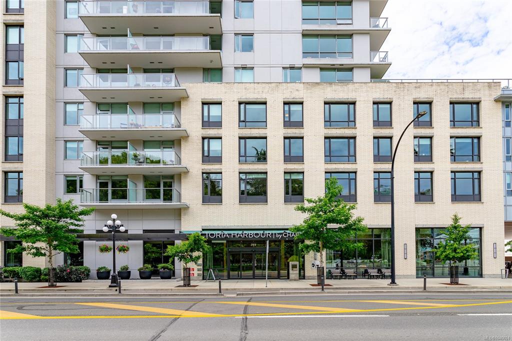 Third View of 777 Belleville St, Victoria Harbour-Chartwell, Victoria, BC, V8W 0G1