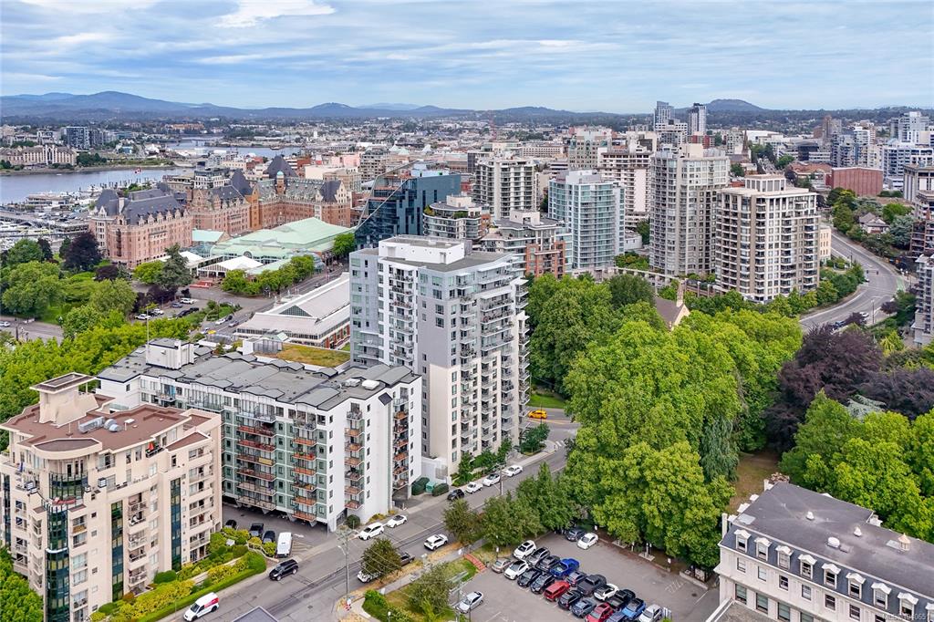 Fourth View of 777 Belleville St, Victoria Harbour-Chartwell, Victoria, BC, V8W 0G1