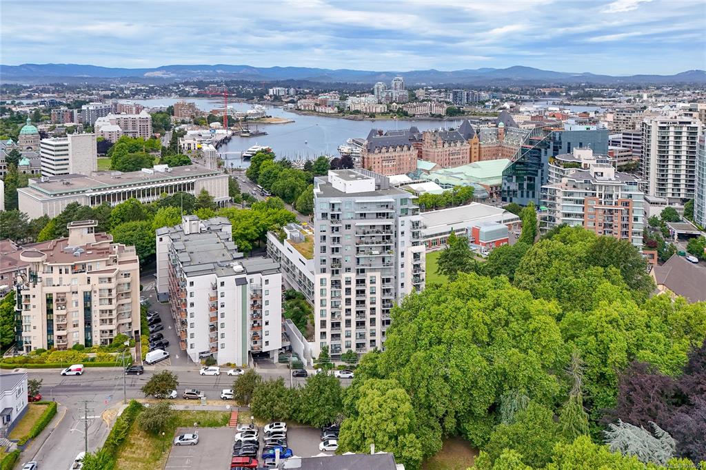 Fifth View of 777 Belleville St, Victoria Harbour-Chartwell, Victoria, BC, V8W 0G1