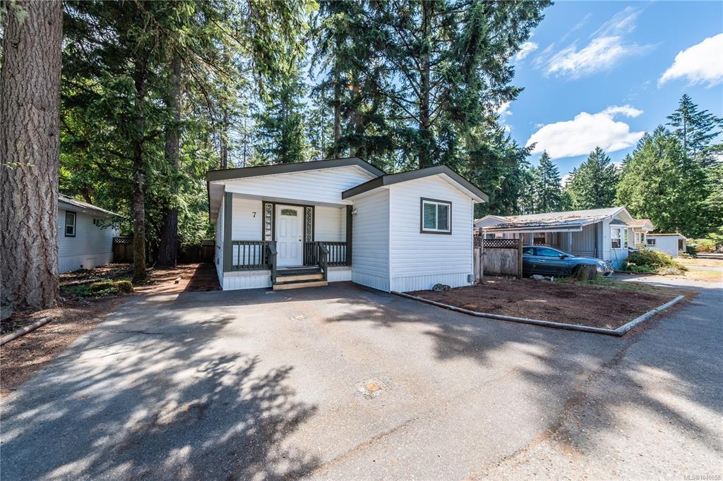 1310 Spruston Rd, 1040658, BC,