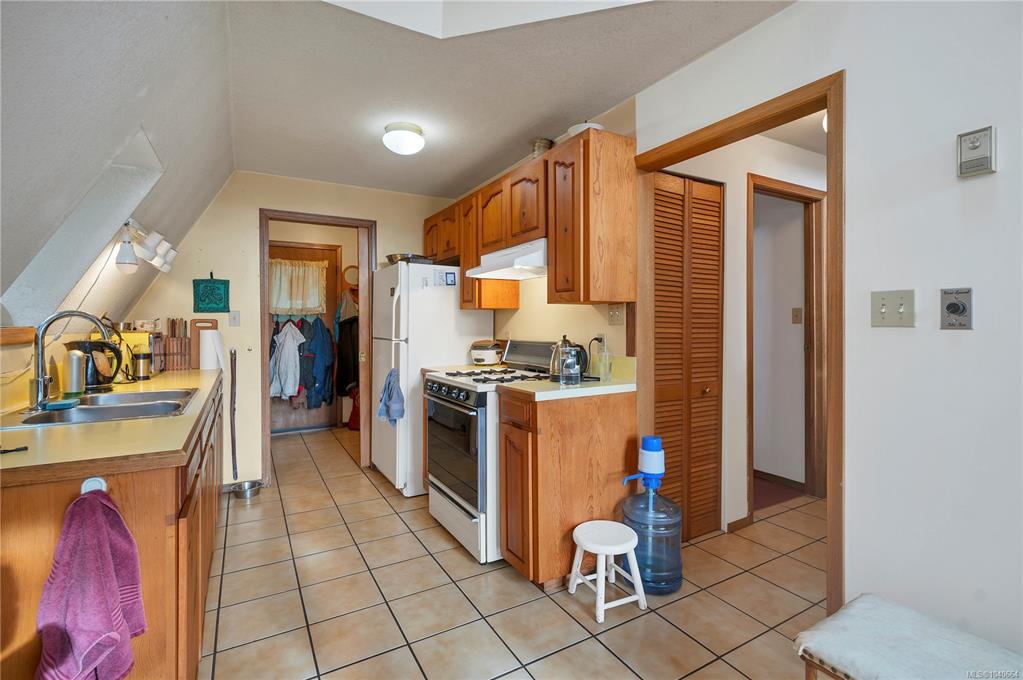 Fifth View of 4324 Macaulay Rd, Black Creek, BC, V9J 1E2