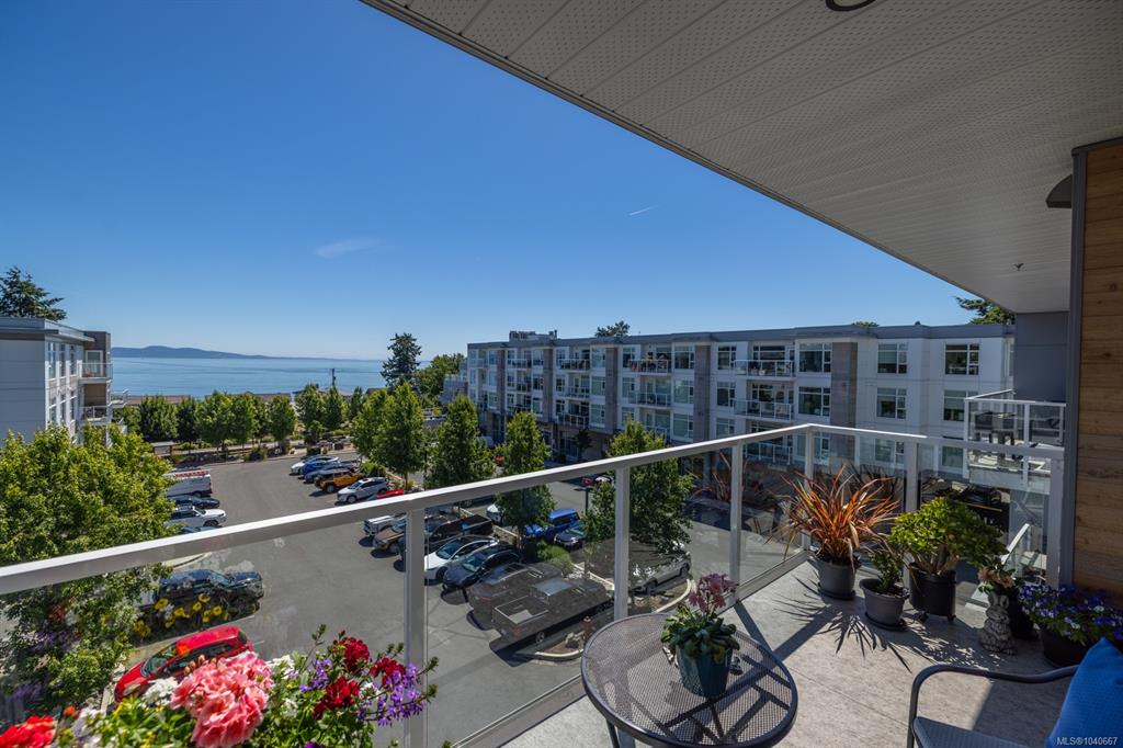 Fifth View of 5120 Cordova Bay Rd, The Haro, Saanich, BC, V8Y 2K5