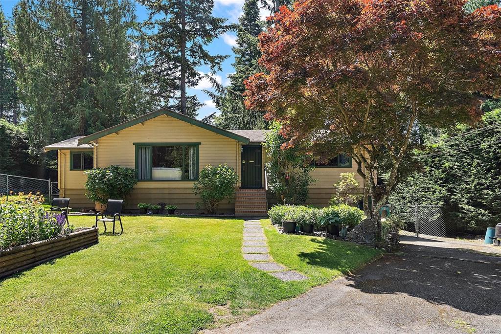 1887 Llewellyn Pl, 1040690, BC,