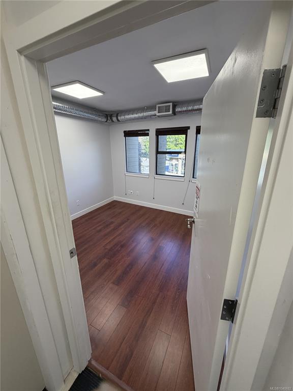 Fifth View of 1770 Fort St, Victoria, BC, V8R 1J5