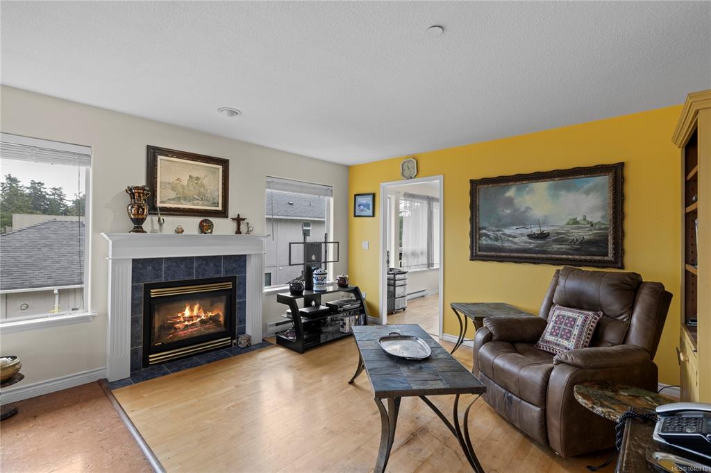 Fifth View of 876 Cavin Rd, French Creek, BC, V9P 1Z9