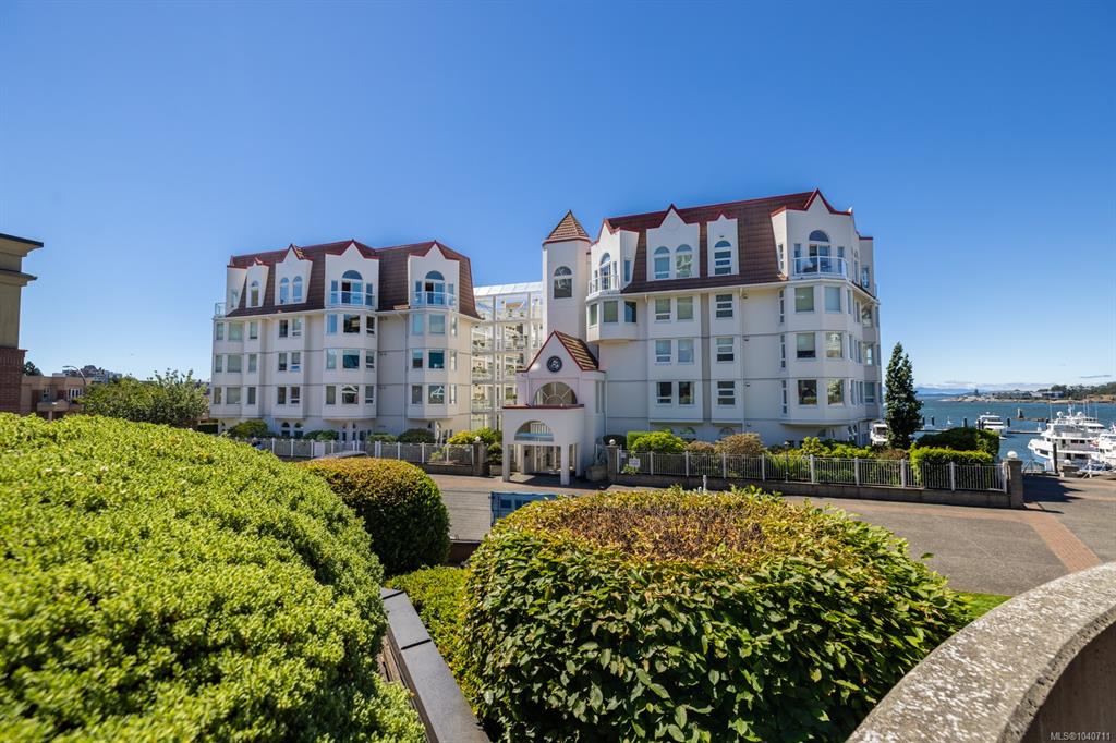 Third View of 10 Paul Kane Pl, Victoria, BC, V9A 7J8