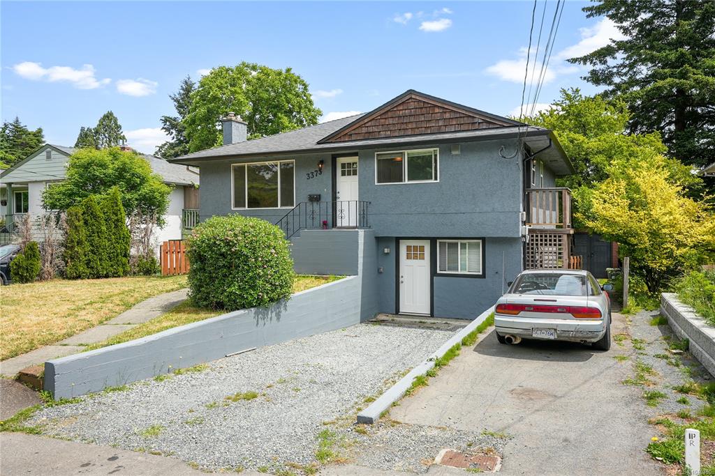 Third View of 3375 Maplewood Rd, Saanich, BC, V8P 3N1
