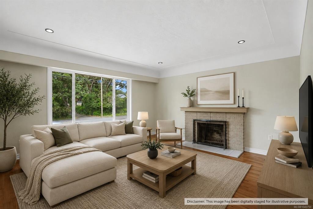 Fourth View of 3375 Maplewood Rd, Saanich, BC, V8P 3N1