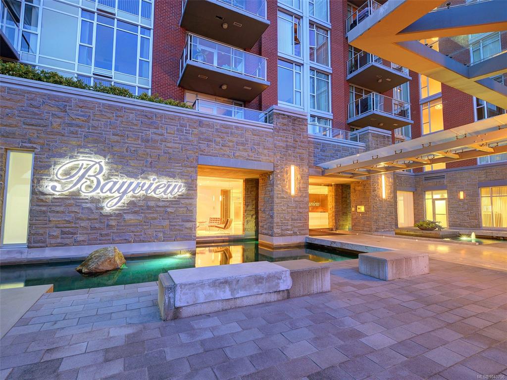 Fourth View of 100 Saghalie Rd, Victoria, BC, V9A 0A1