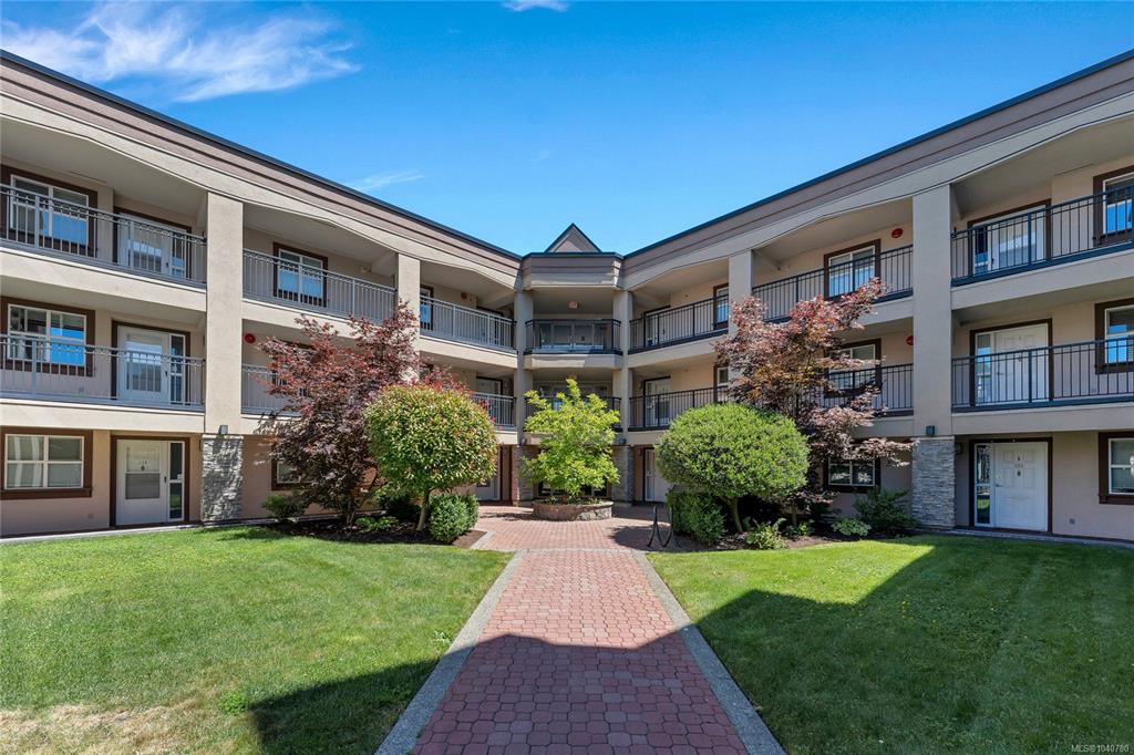 Second View of 3969 Shelbourne St, Saanich, BC, V8N 3E1