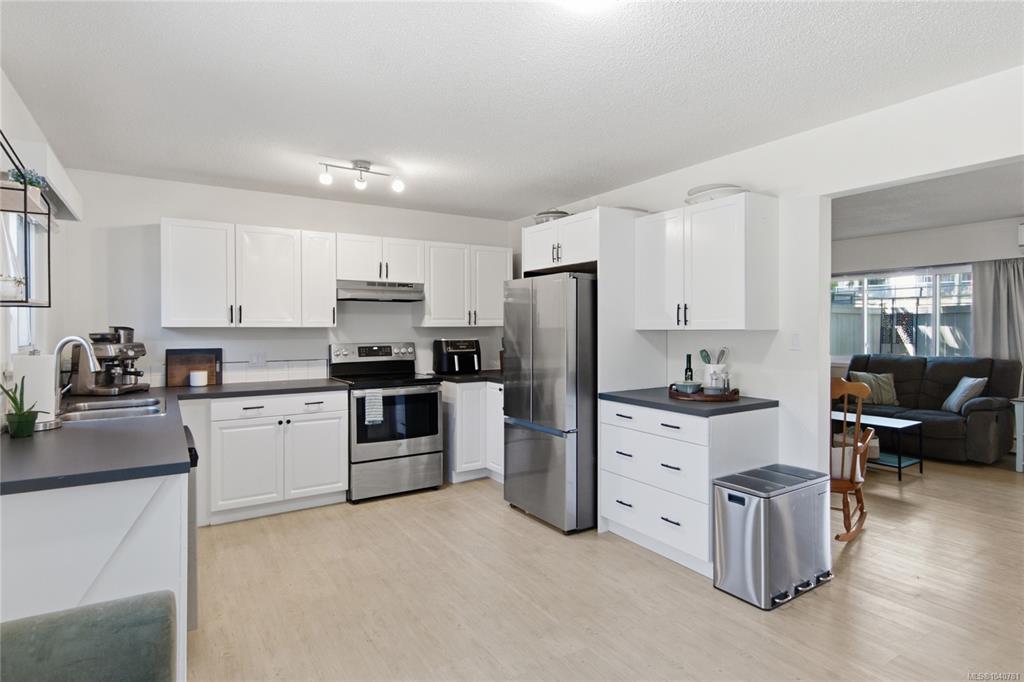 Third View of 3271 Cowichan Lake Rd, Arbutus Village, Duncan, BC, V9L 4C1