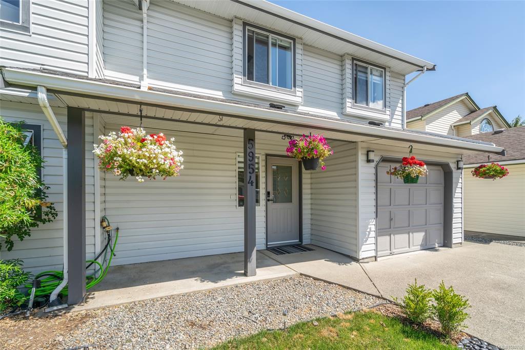 Third View of 5954 Broadway Rd, Nanaimo, BC, V9V 1C9