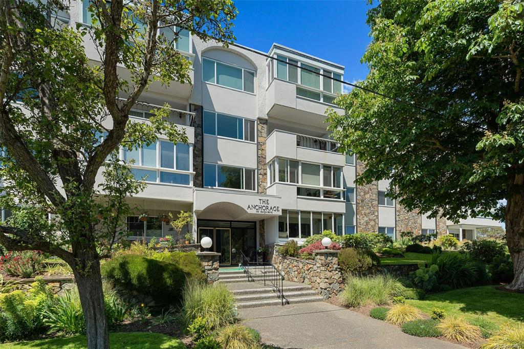Fourth View of 1312 Beach Dr, The Anchorage, Oak Bay, BC, V8S 2N5